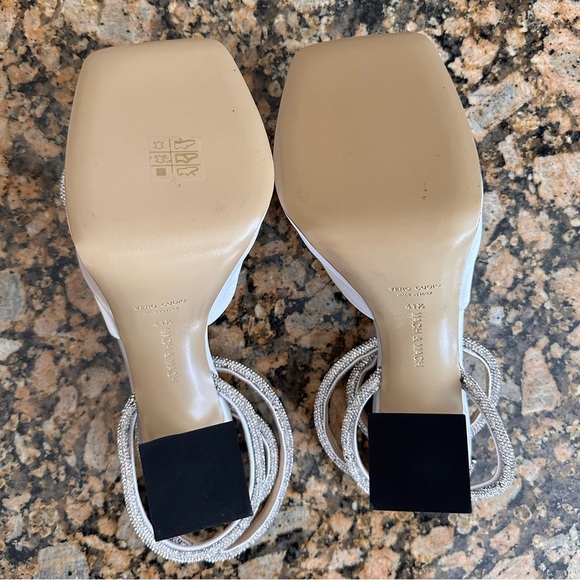 MACH & MACH 140 CRYSTAL DOUBLE BOW PLATFORM SANDALS IN SATIN - Picture 9 of 14